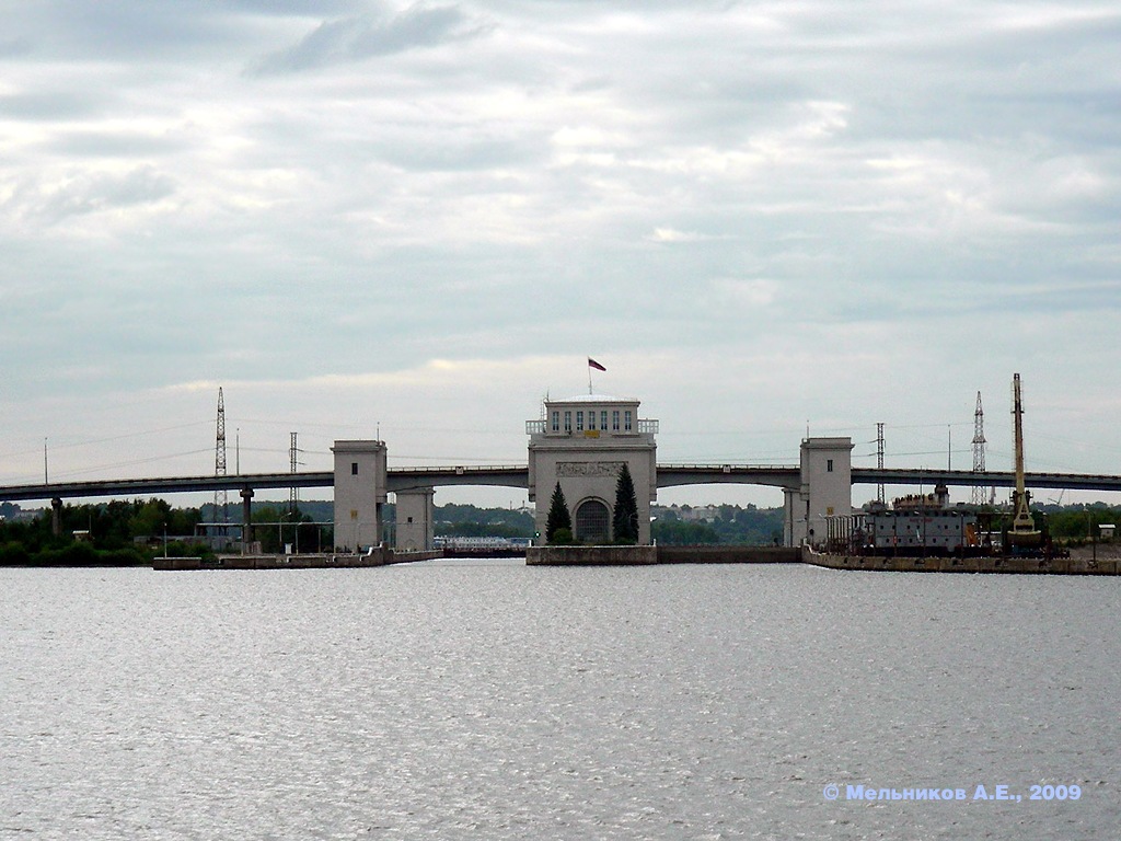 Городецкий гидроузел (шлюзы №№ 13/14 и 15/16)