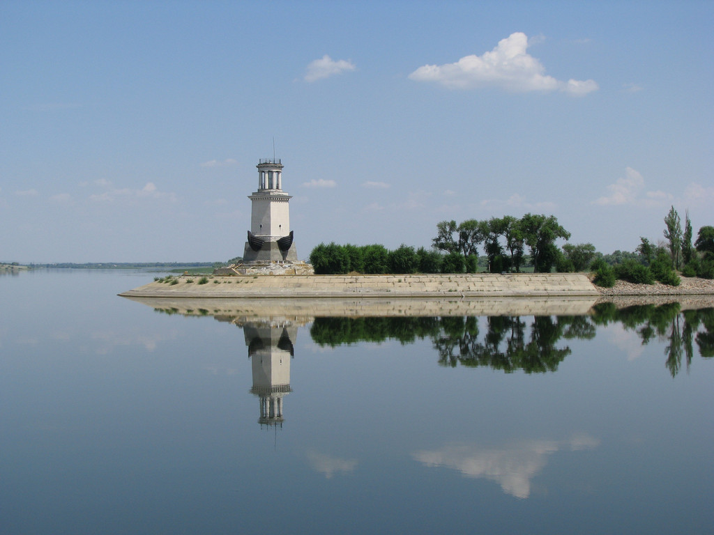 Don River, Lighthouses