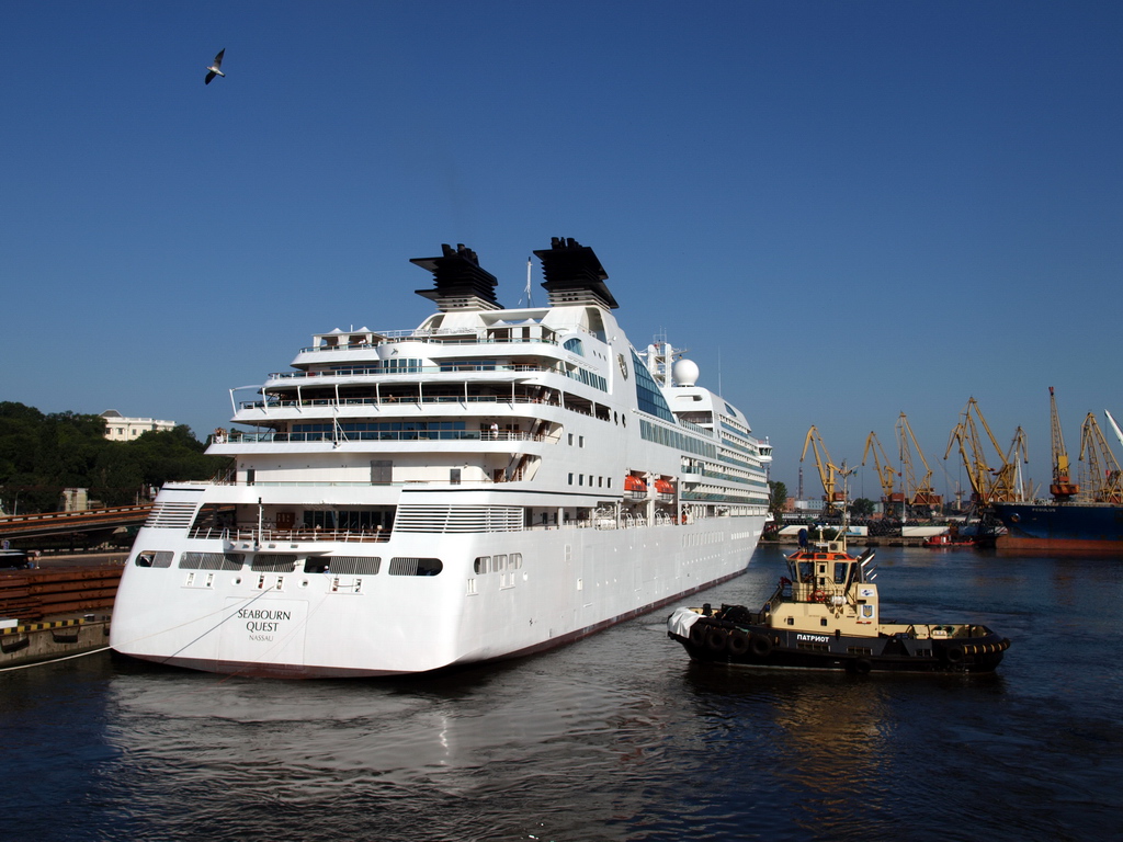 Seabourn Quest, Патриот