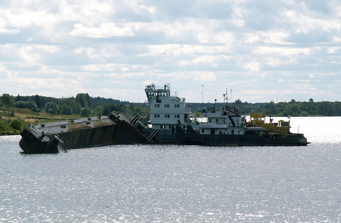 7621, Павел Пянькин, Речной-37. Incidents