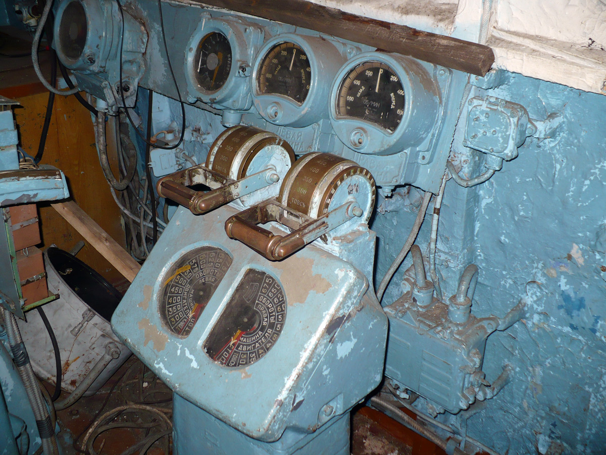 Балтика. Wheelhouses, Control panels