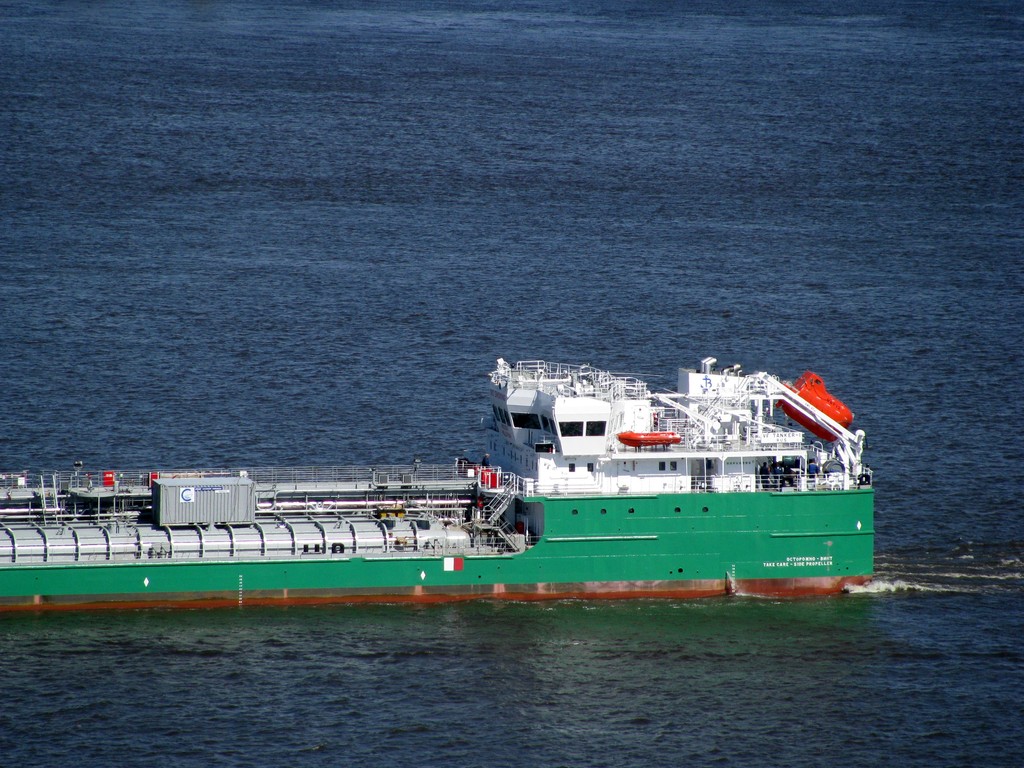 ВФ Танкер-1. Vessel superstructures