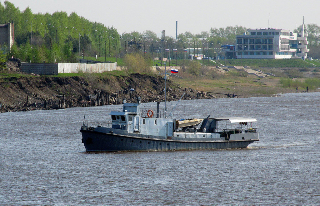 Неопознанное судно - тип Ярославец. Russia - Amur Basin