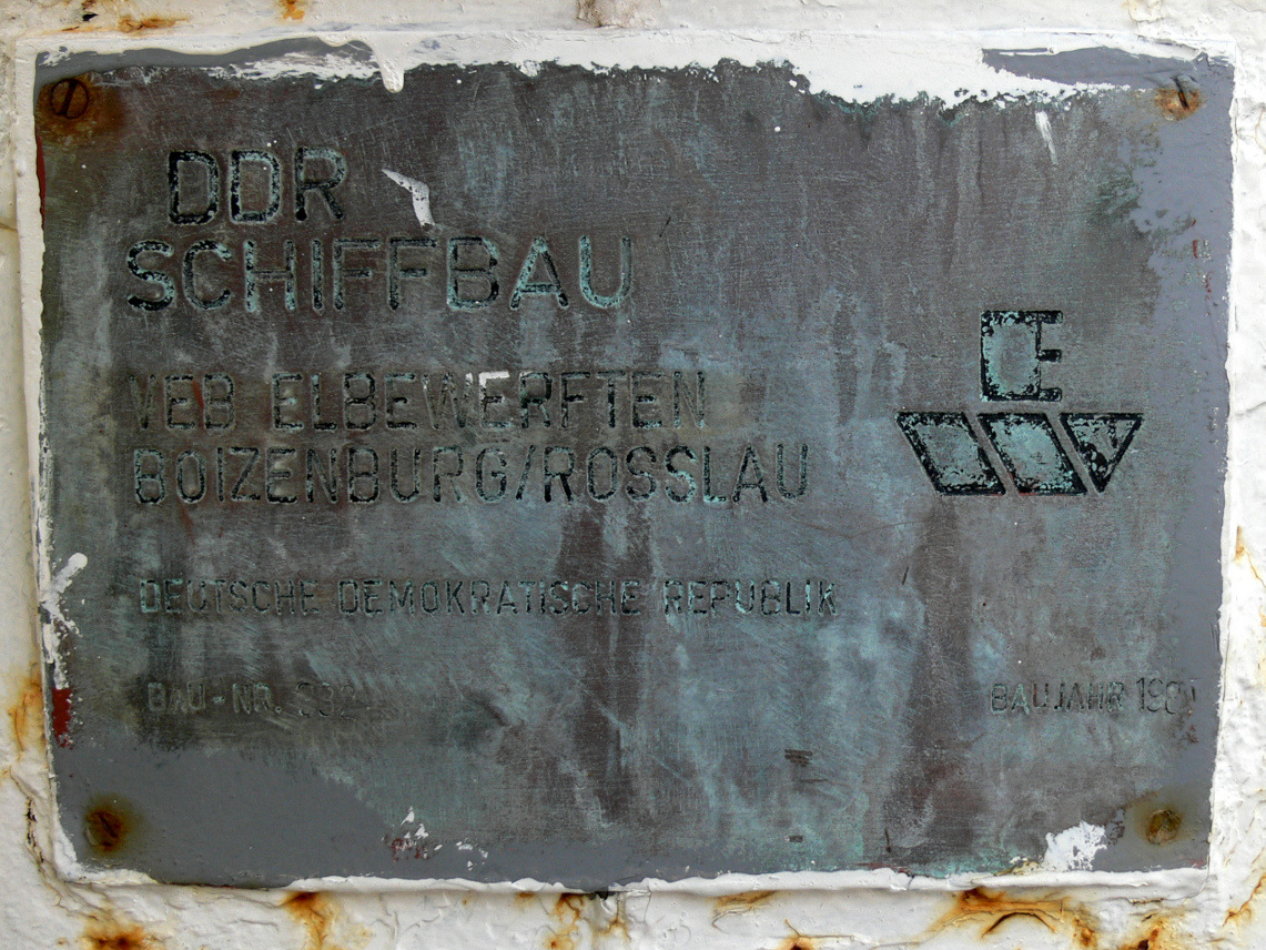 Нева. Shipbuilder's Makers Plates