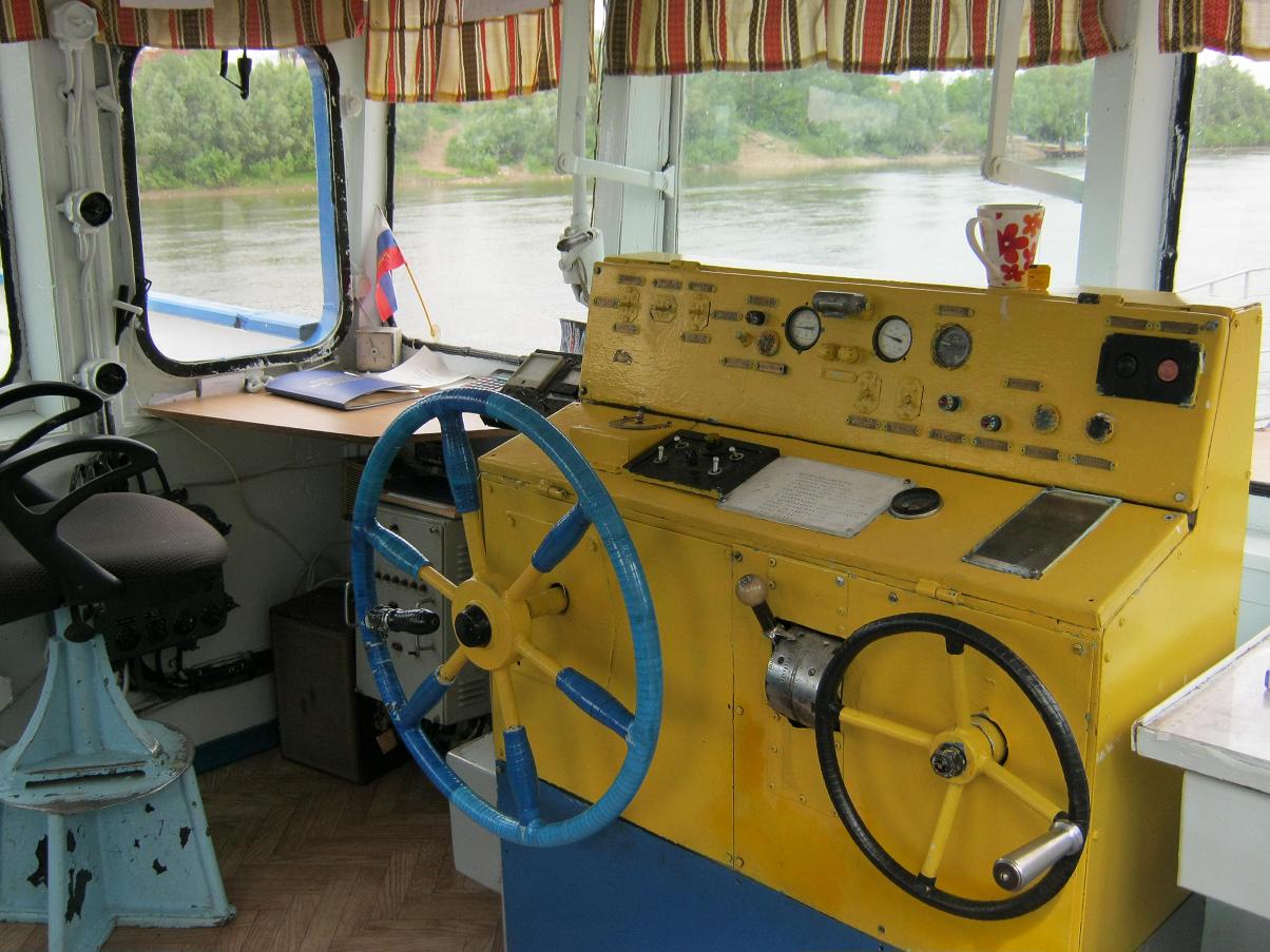 Азурит. Wheelhouses, Control panels