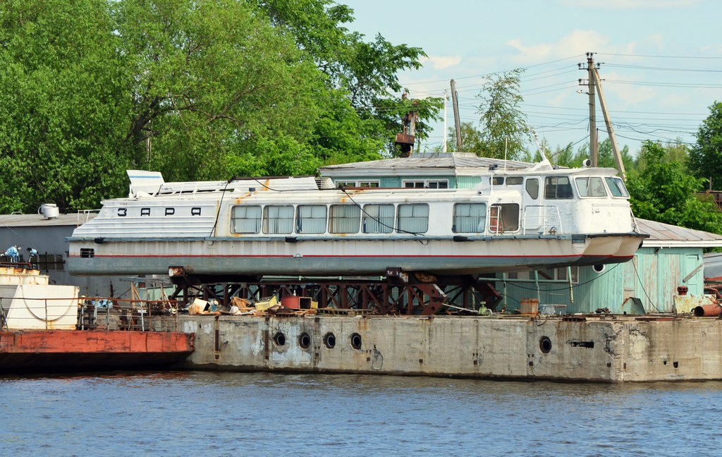 Заря, Неопознанный дебаркадер (35 метров). Russia - Volga Basin