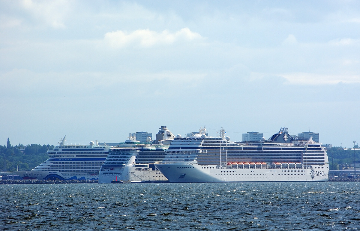 AIDAsol, Vision of the Seas, MSC Magnifica