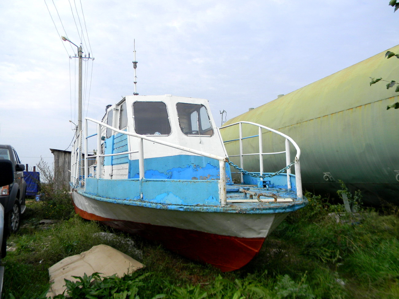 Неопознанное судно - проект КС-100Д, КС-100Д1, КС-100Д2