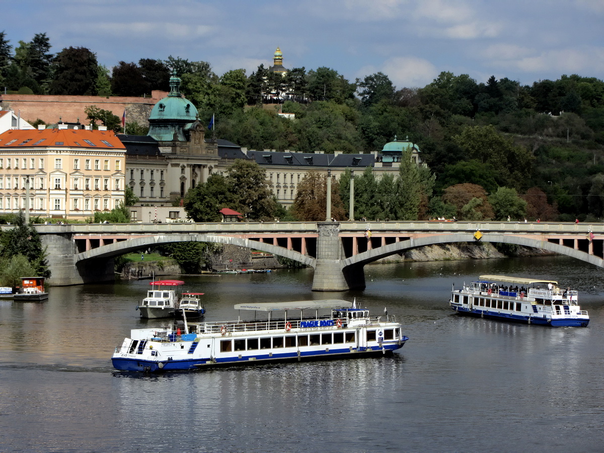 Praha, Poseidon