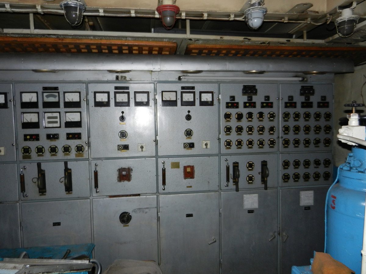 Виктор Гашков. Engine Rooms