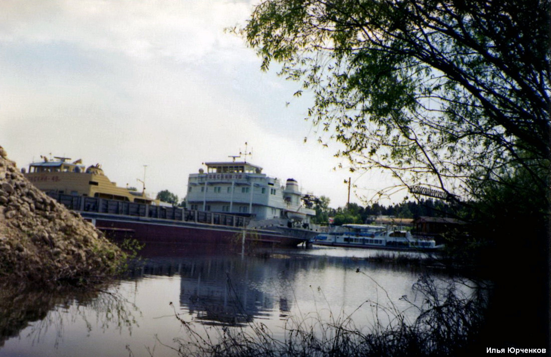 Окский-70, М. Кислов. Vessel superstructures