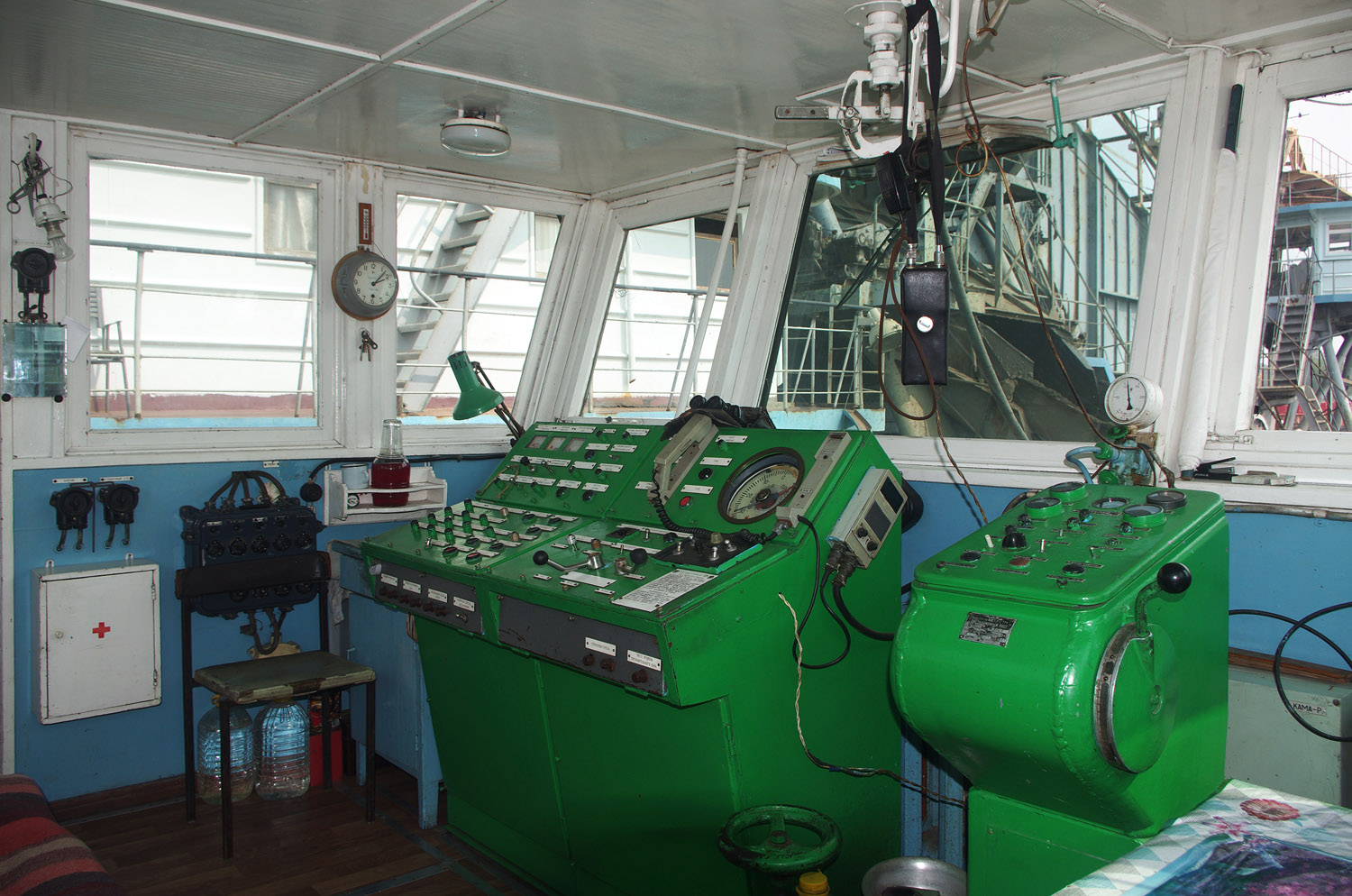 ШС-36. Wheelhouses, Control panels