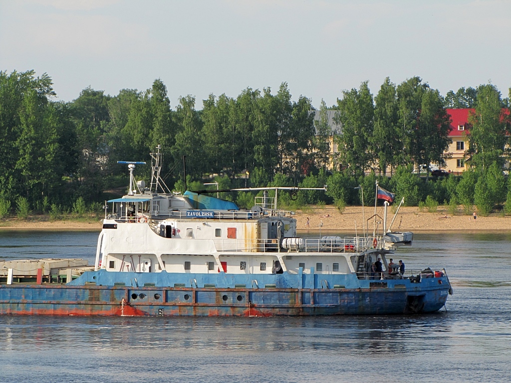 Заволжск. Надстройки