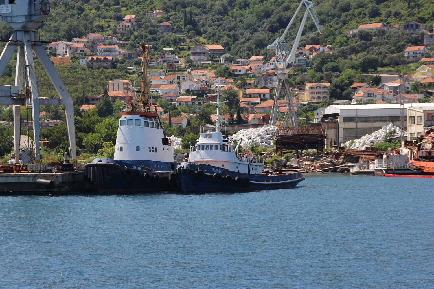 Boka Bay, Boka Sky