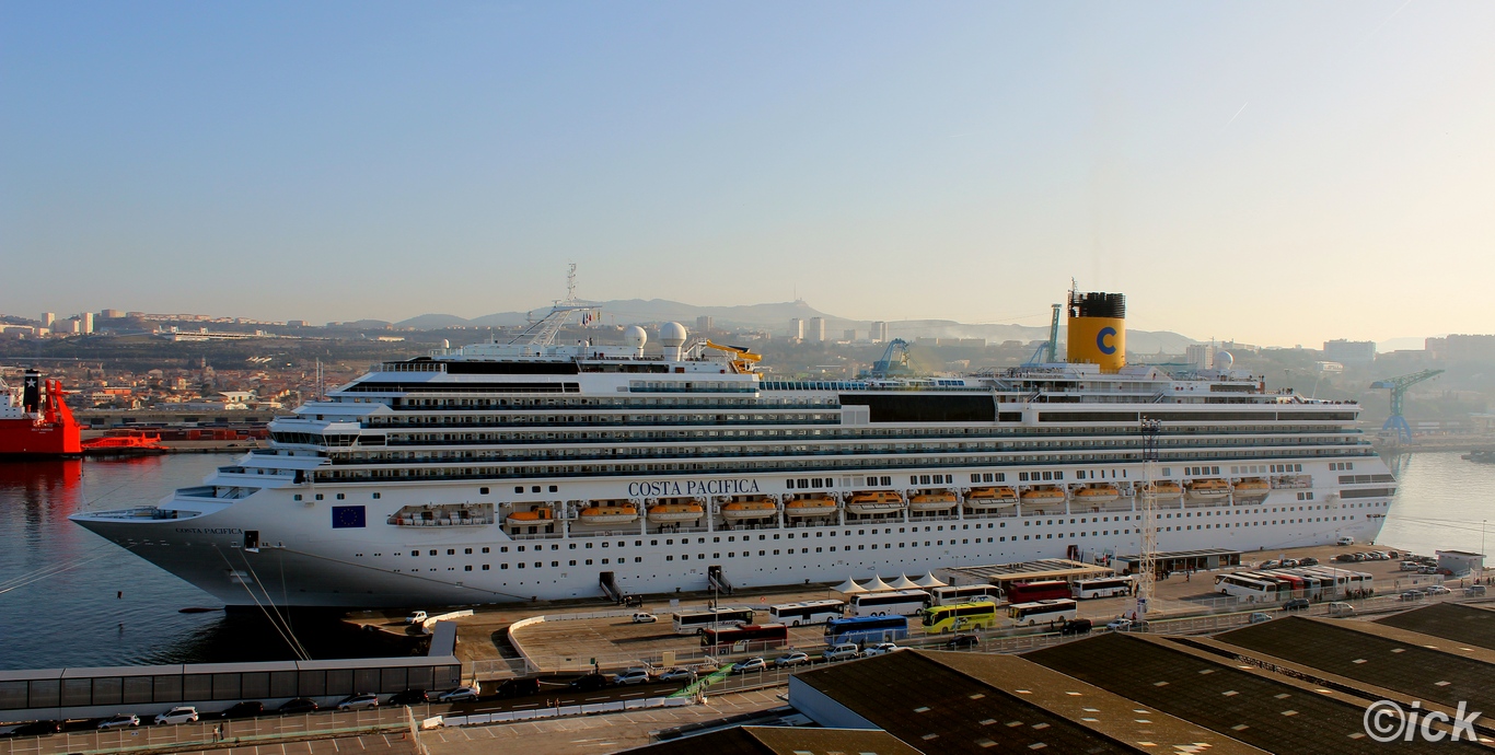 Costa Pacifica