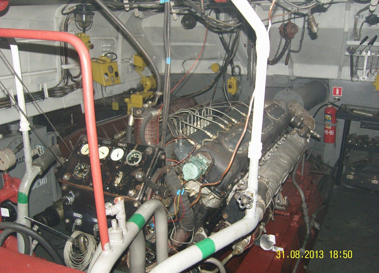 БМ-16. Engine Rooms