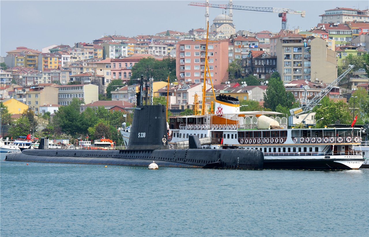 TCG Ulucalireis, Fenerbahce