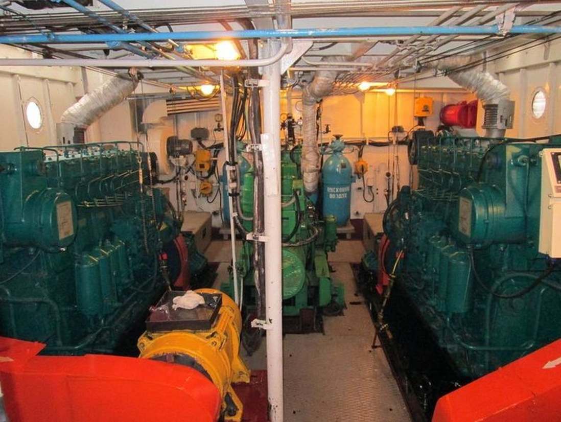 РТ-382. Engine Rooms