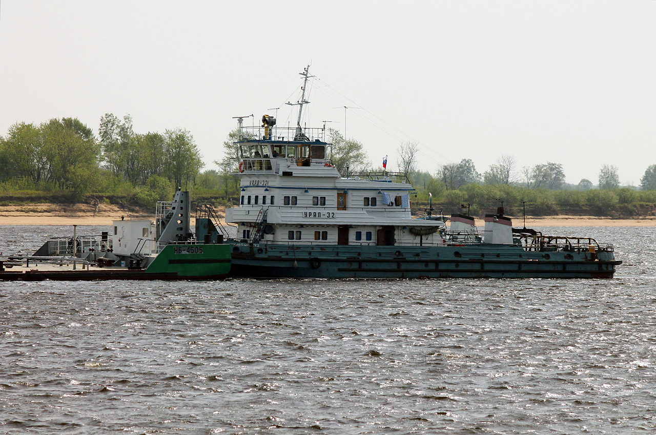 Урал-32