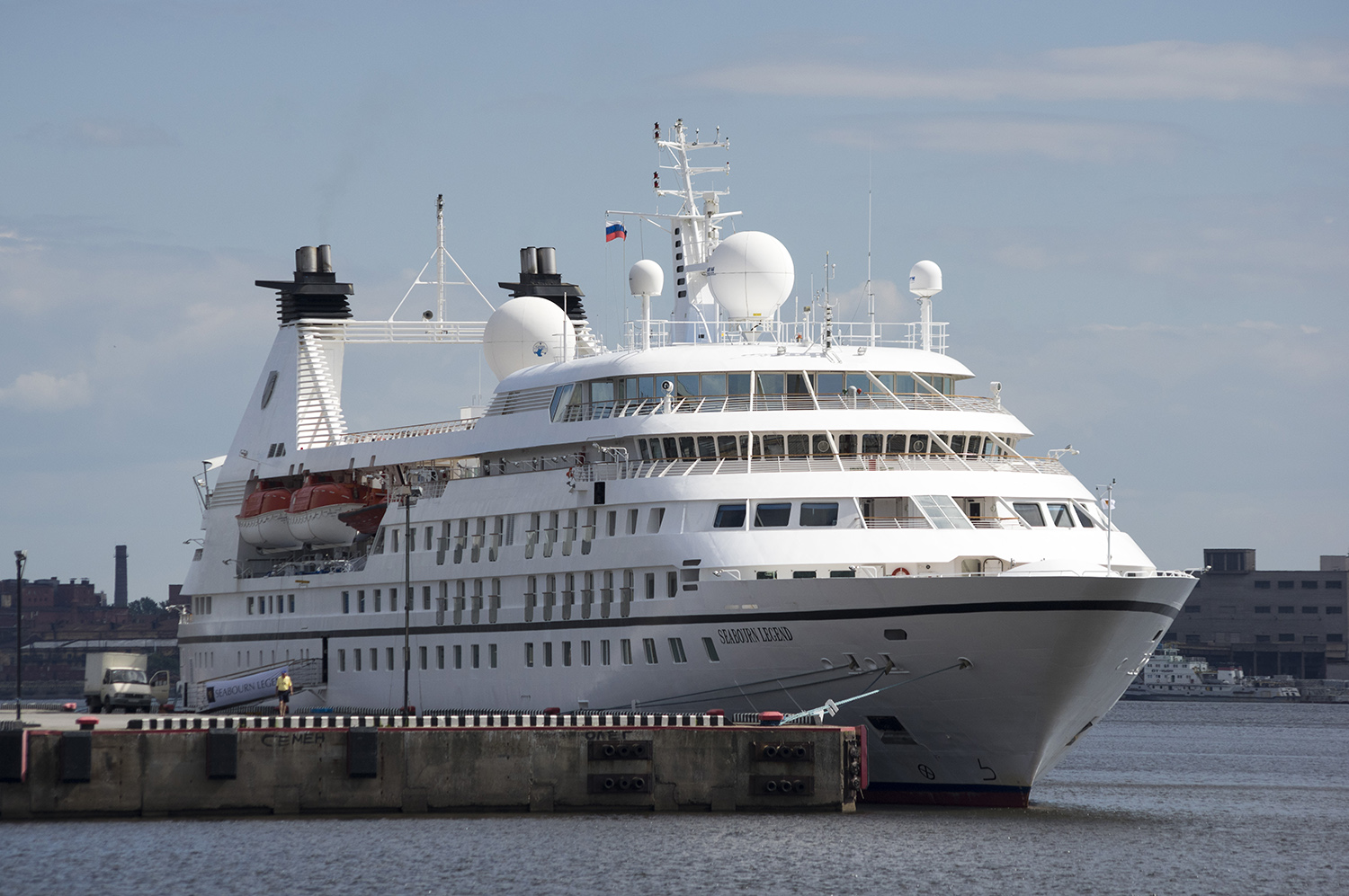 Seabourn Legend