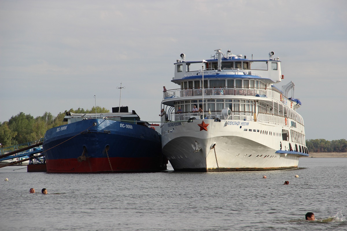 ЛС-9000, Александр Невский