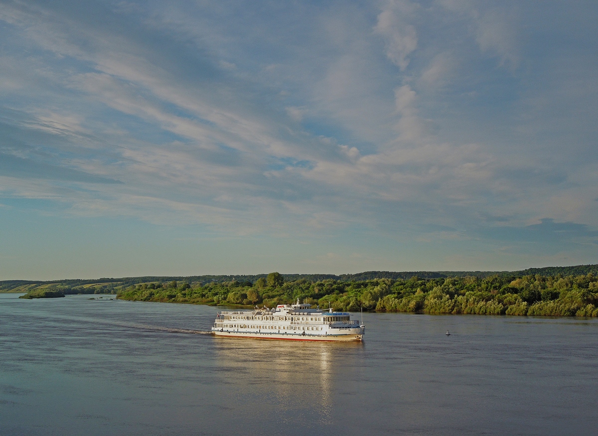 Рихард Зорге. Oka River