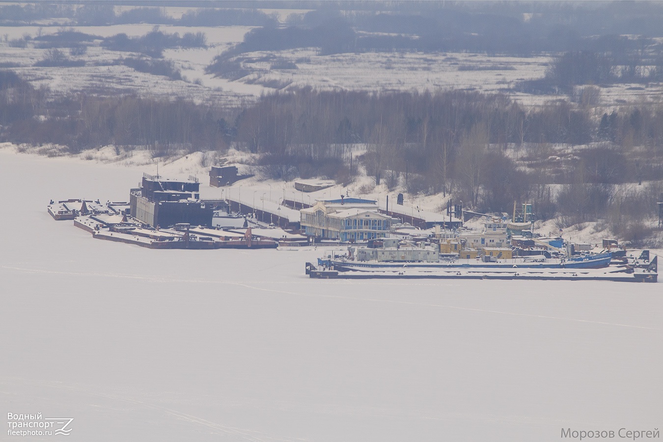 ПСКЛ-**, Дебаркадер-305, 304. Volga River, Russia - Volga Basin