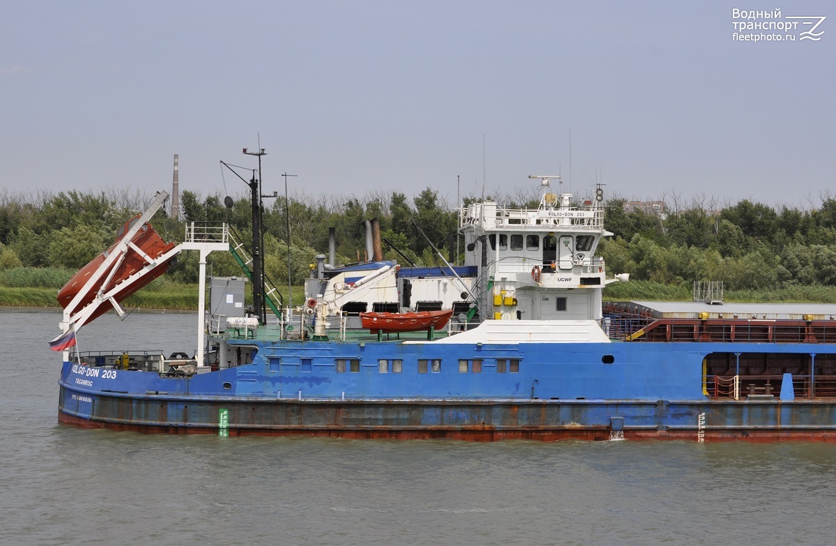 Волго-Дон 203. Vessel superstructures