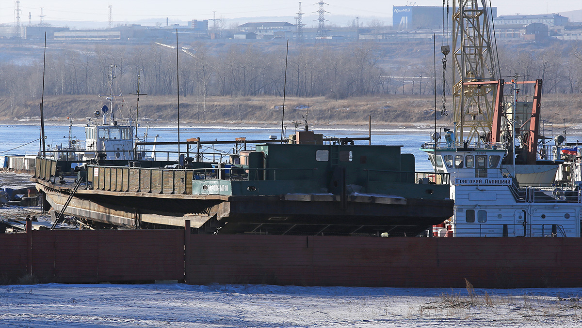 Паром МП-10, Григорий Лапицкий. Надстройки