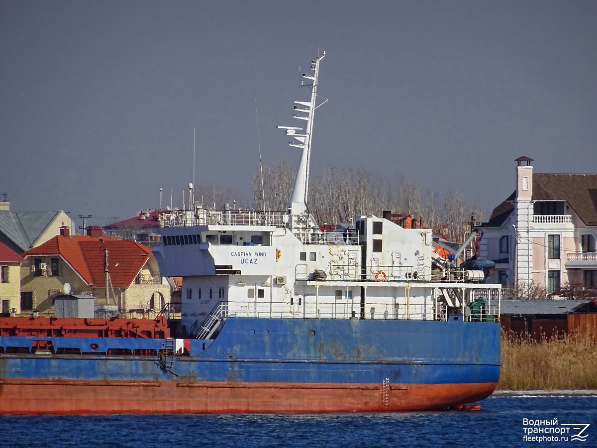 Каспиан Винд. Vessel superstructures