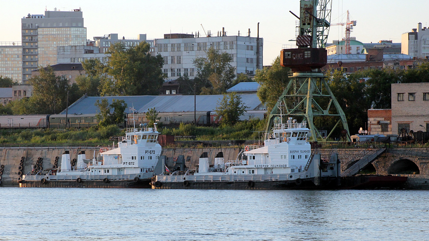 РТ-672, Валерий Лоцманов