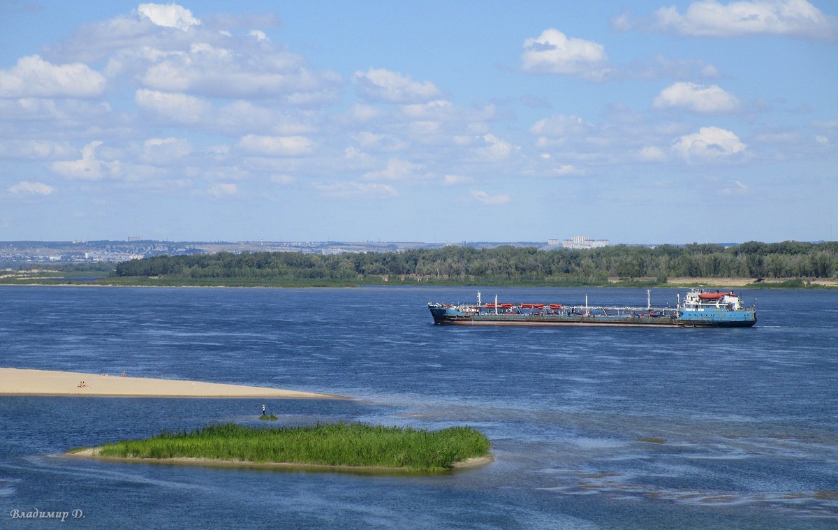 Волгонефть-136. Волгоград, Река Волга