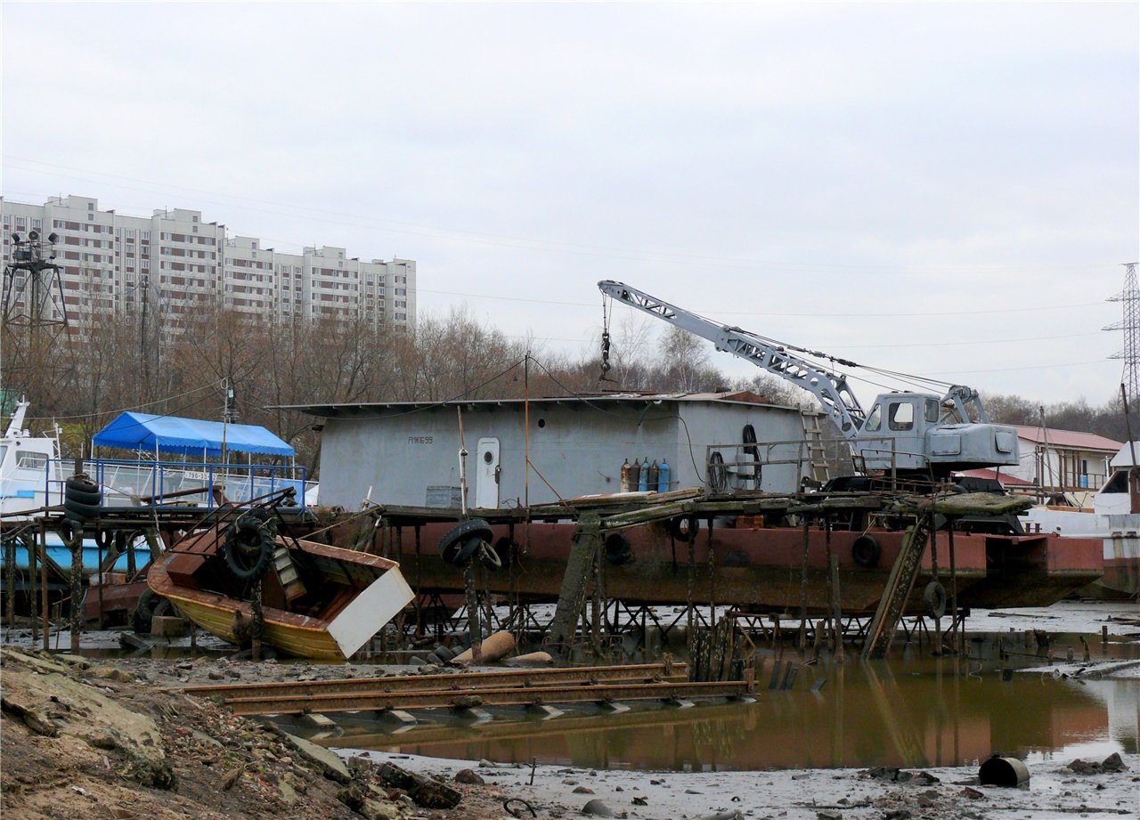 Неопознанное судно - тип БМК-130, БМК-130М, БМК-130МЛ, РМЮ 16-99