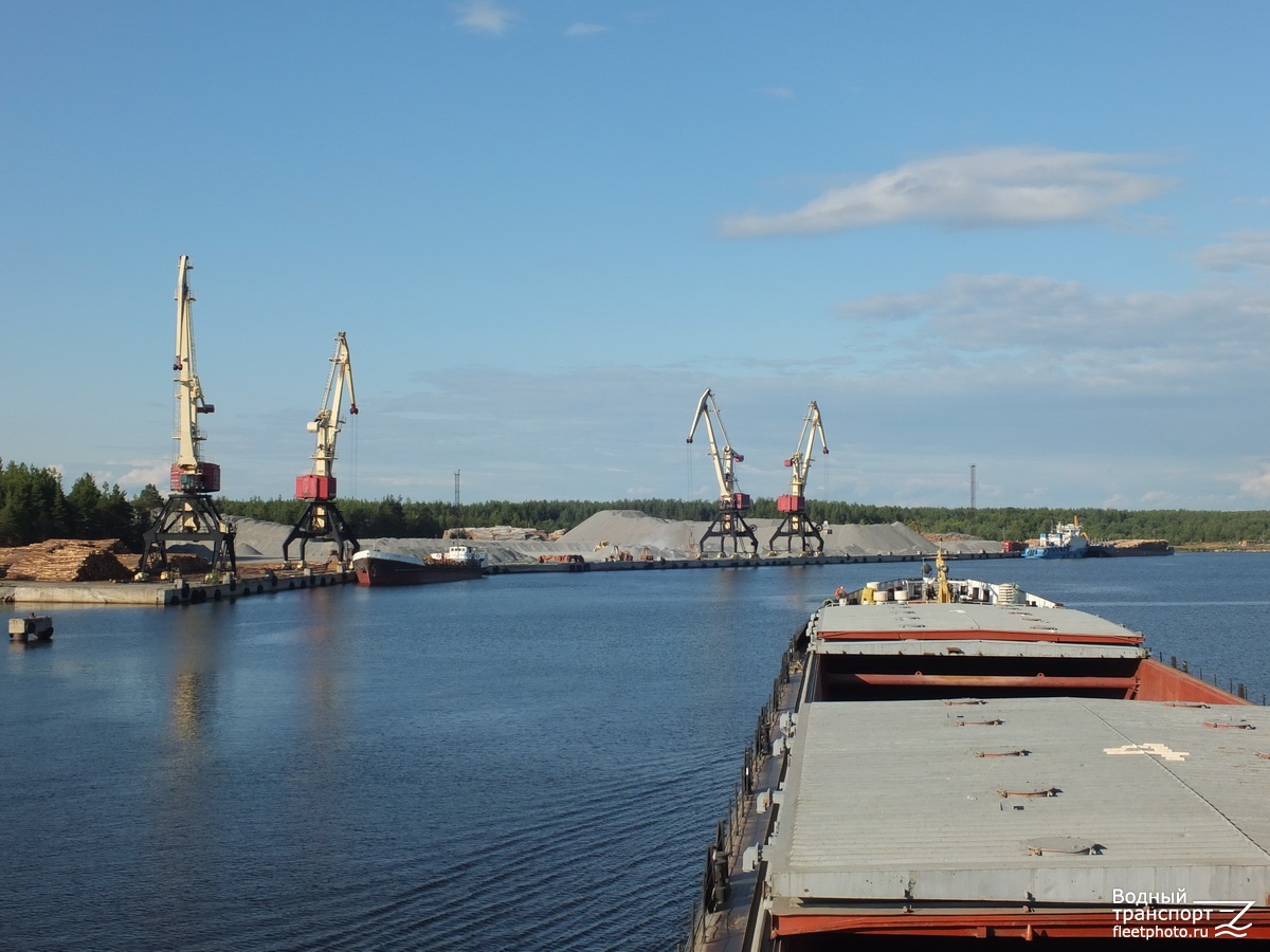 Волго-Дон 193. Карелия, View from wheelhouses and bridge wings