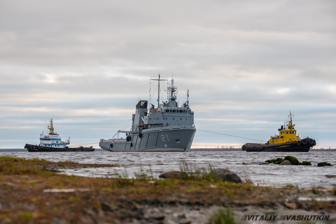 Тритон, Puerto Argentino, Водник