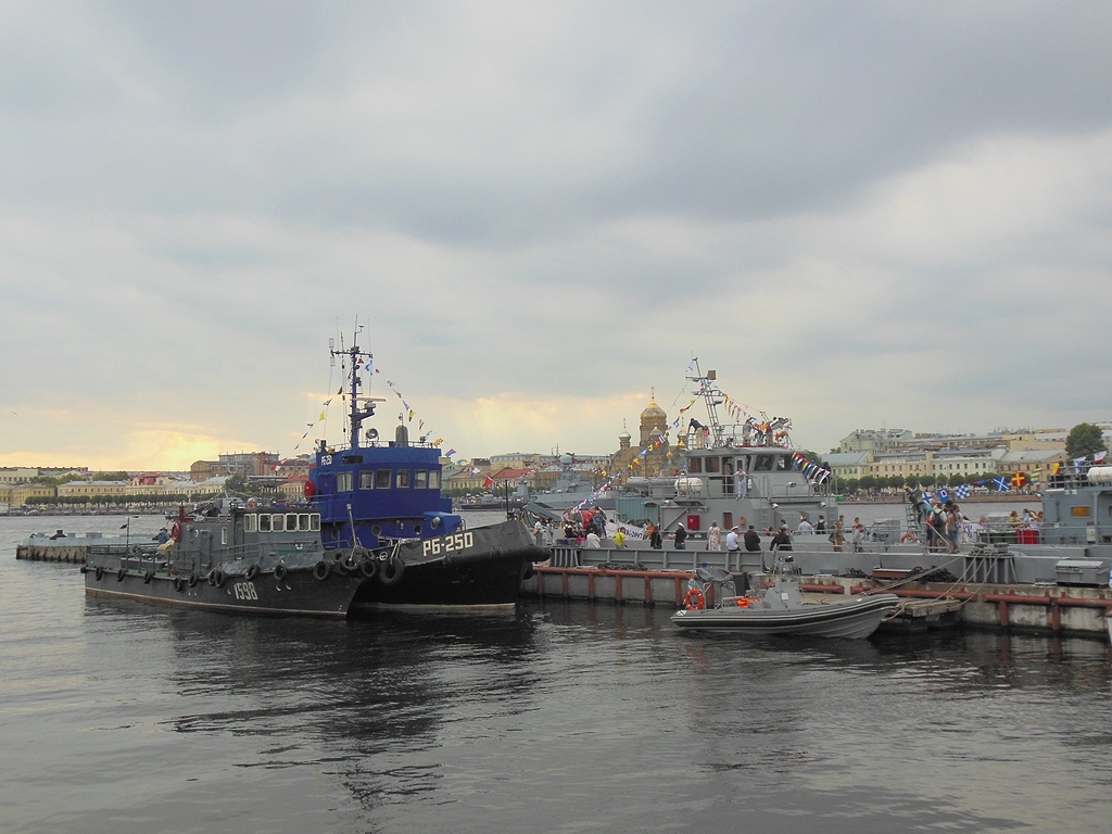 РК-1598, РБ-250, Неопознанное судно - проект БЛ-680