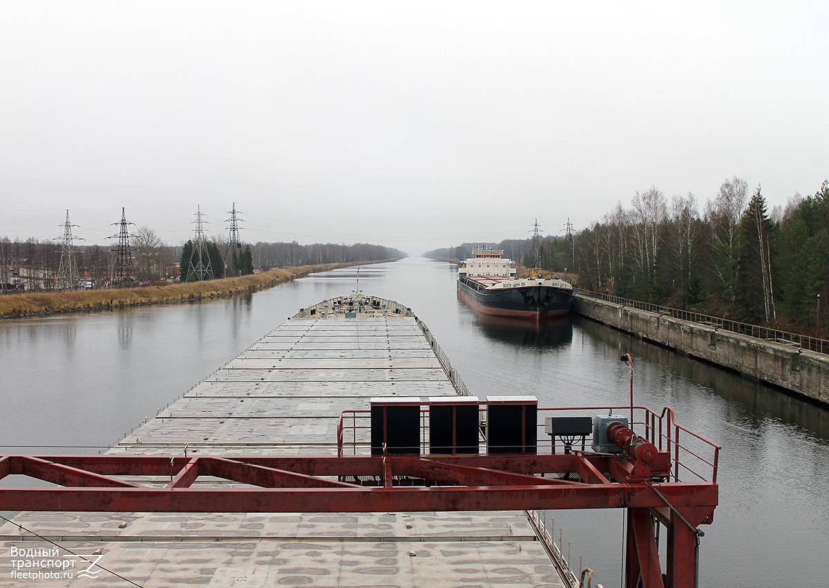 View from wheelhouses and bridge wings