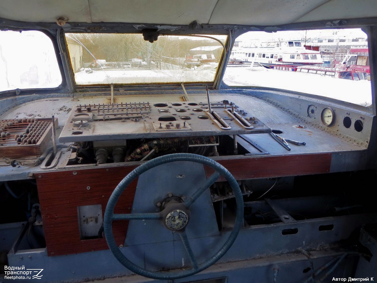 Ракета-235. Wheelhouses, Control panels