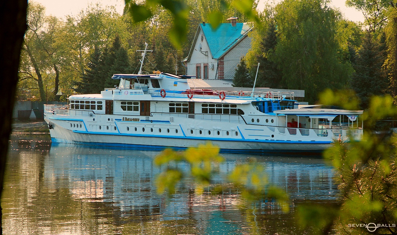 В.Омельченко