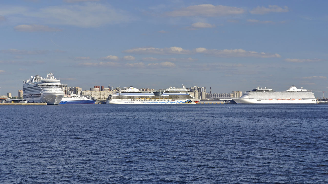 Emerald Princess, AIDAblu, Marina