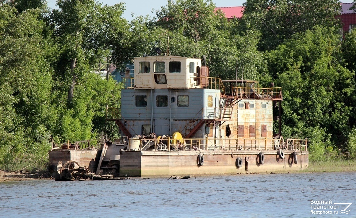 Неопознанное судно - проект 1673. Волжский бассейн