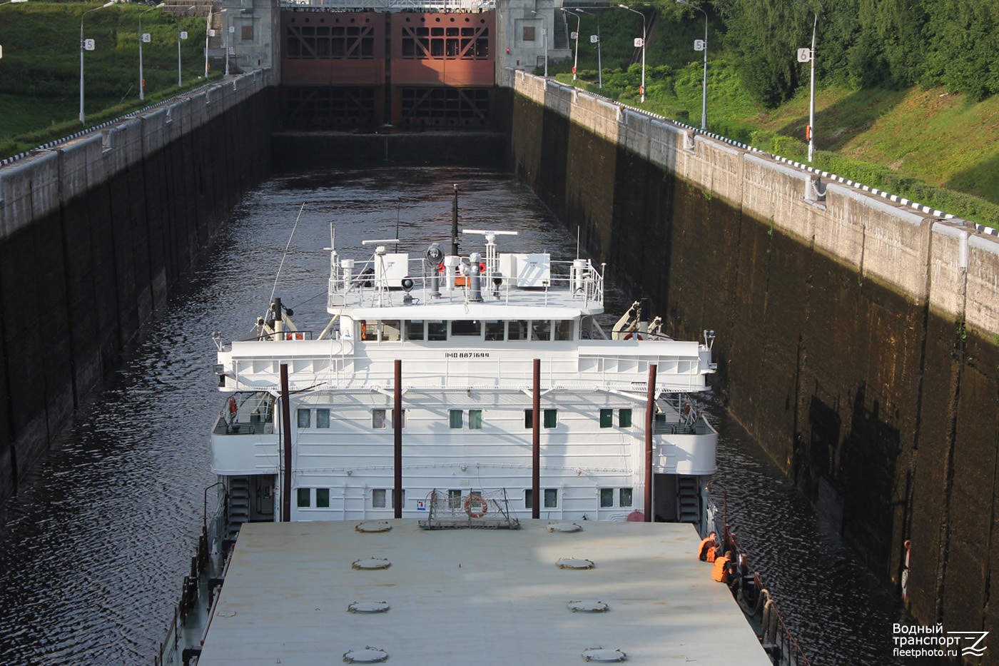 Волго-Дон 5048. Vessel superstructures