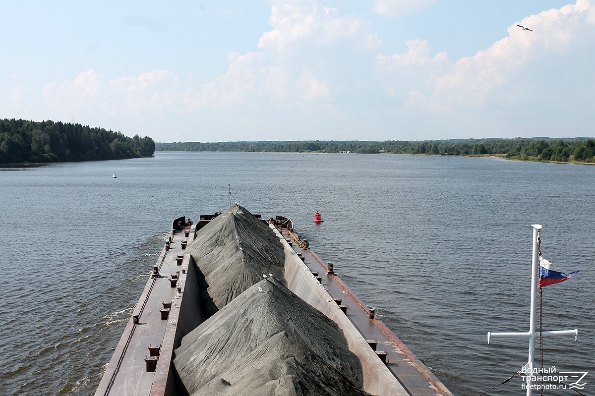 7704. View from wheelhouses and bridge wings