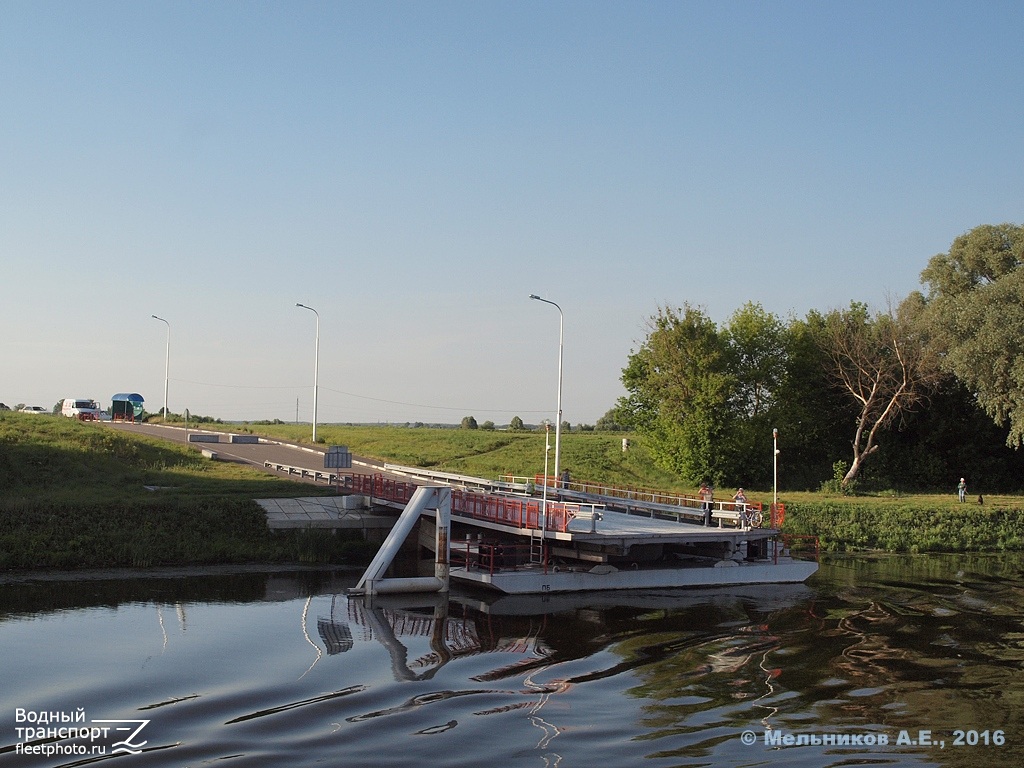 НМ-Бобренево. Moskva River