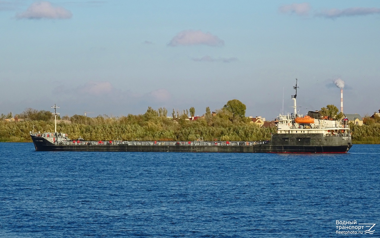 Валерий Глухов