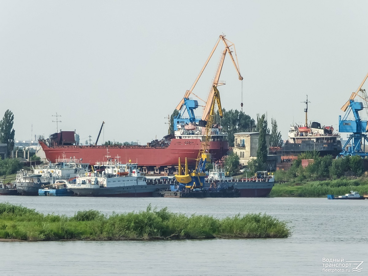 Кунцево, Дунайский-31, Криуши, Нефтерудовоз-57М