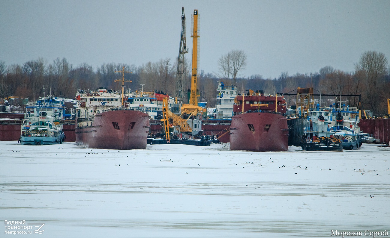 Памир, Нефтерудовоз-41М, Николай Ромащенко, Нижегородец