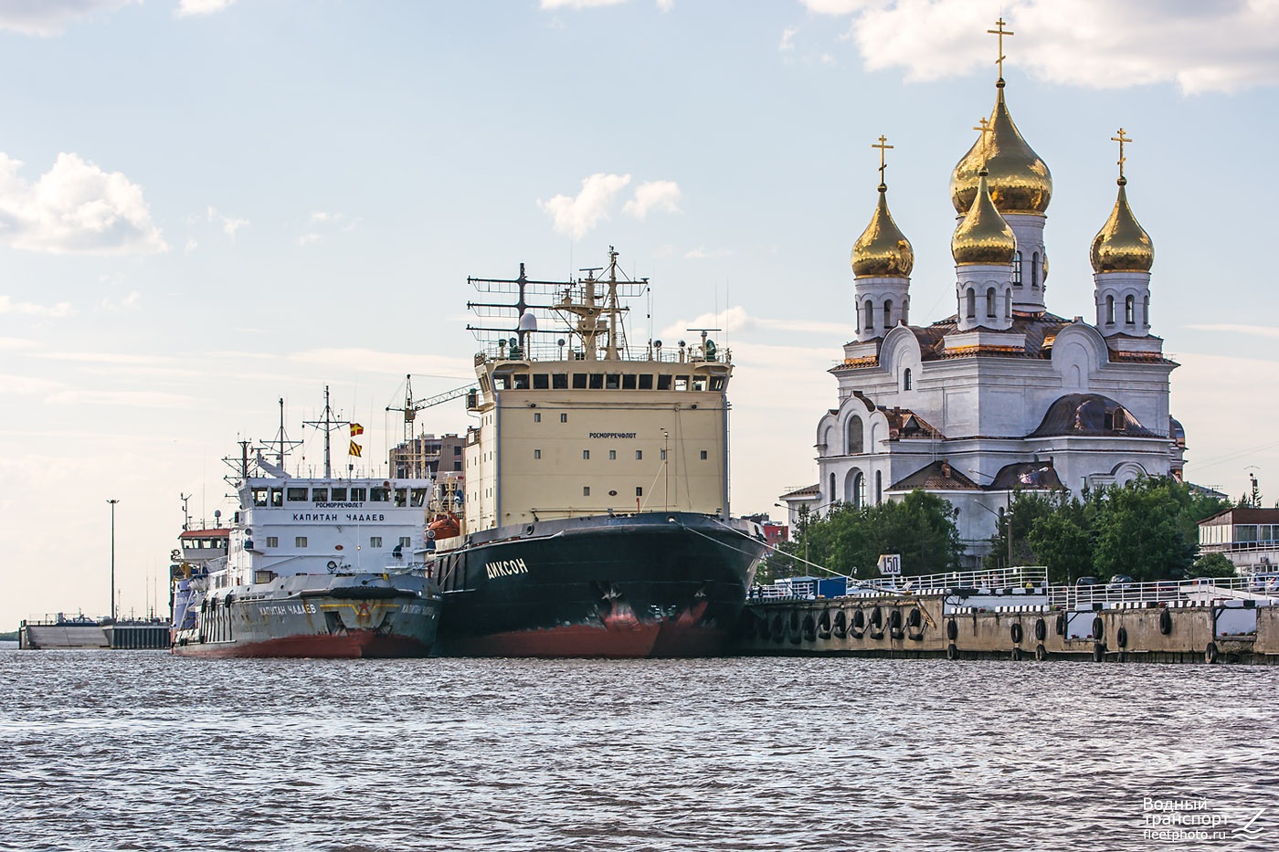 Капитан Чадаев, Диксон