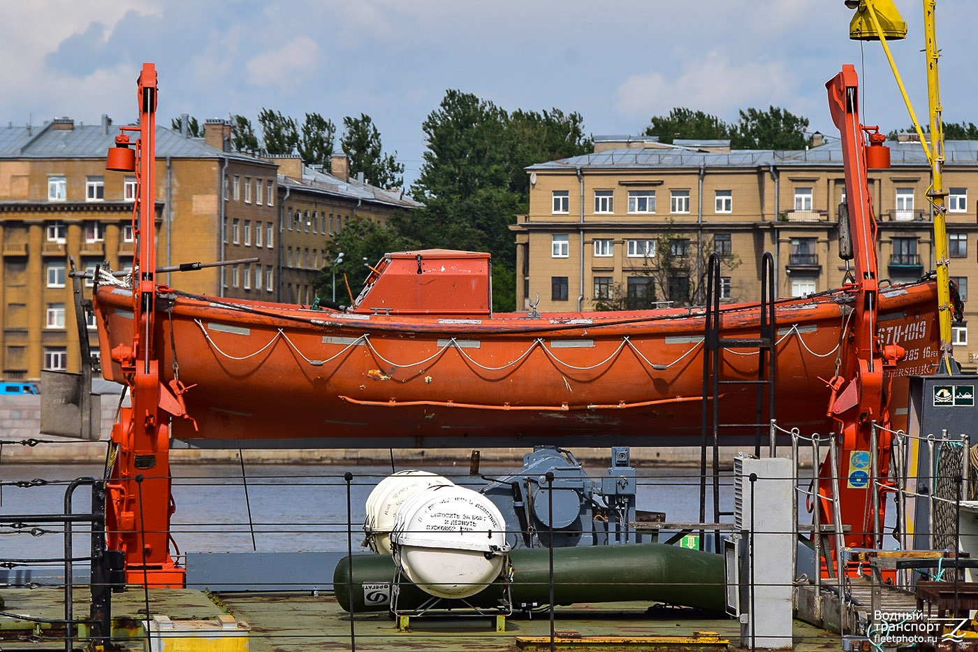 СТК-1019. Шлюпки и катера