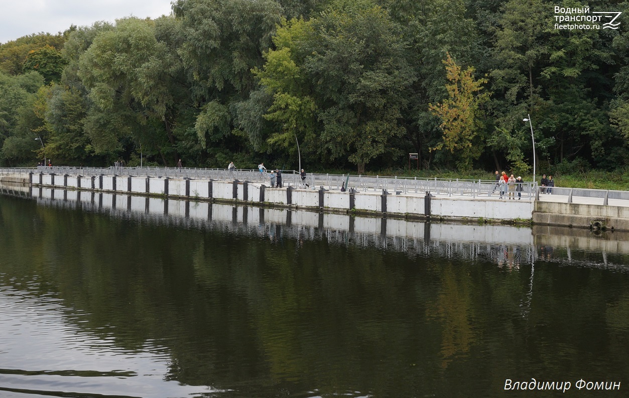 Причалы и пристани, Река Москва